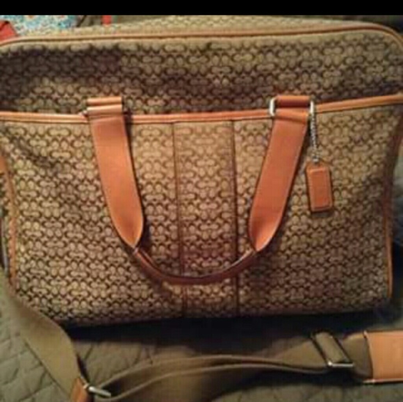 LIKE NEW! A vintage Coach Hudson C 7018 Signature - Picture 2 of 6